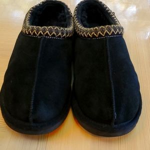 UGG  shoes  , black suede clogs ,size9
